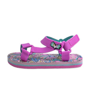 Cubs Girls’ sandal with heart and rainbow prints.